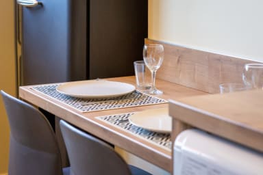 Table à manger pour des moments conviviaux ou de travail