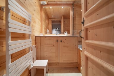 location-luxe-chalet-igloo-courchevel-1850-salle-de-bain