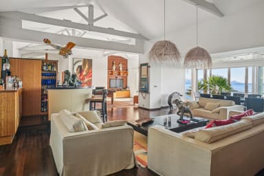 location-famille-prestigieuse-villa-boussole-cote-dazur-salon