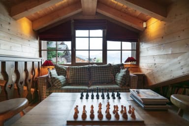 location-famille-luxe-chalet-igloo-courchevel-1850-salon