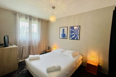 Chambre avec TV