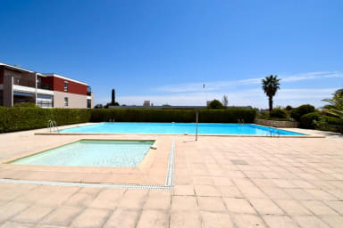 La piscine de la residence