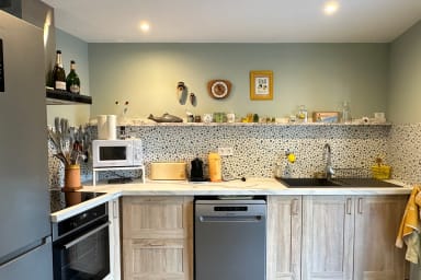 Fully equipped kitchen