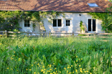 book-maison-diecisiete-property-rental-kid-friendly-rambouillet-pioma-home