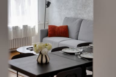 Salon avec table de salle à manger