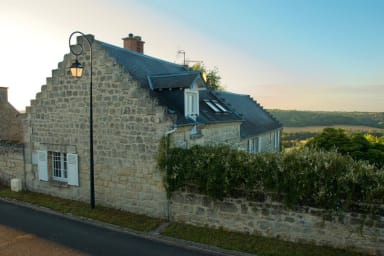 Beautiful and private with free secure parking