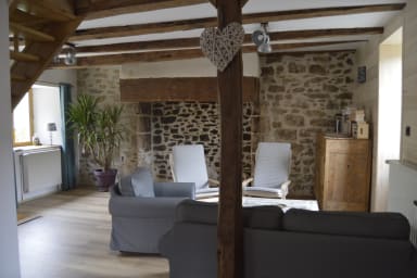 Le salon vu de la salle à manger