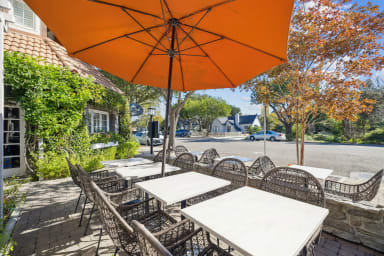 Savor Solvang’s sunshine in our European-style al fresco lounge.