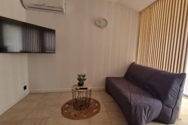 Sleeps 2 in living room