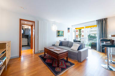 1-Br Apartment in Cannes, Peaceful, Seaside Atmosphere
