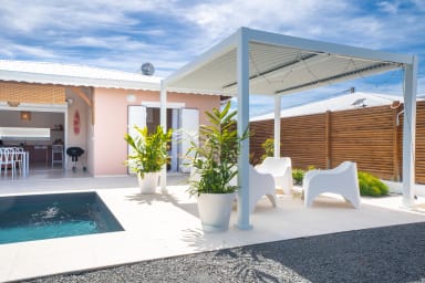 Photo de Villa en location saisonnière à Saint-Francois en Guadeloupe 