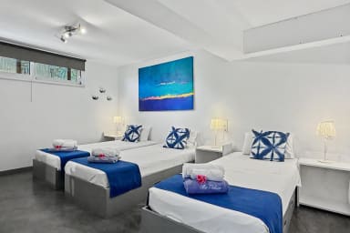 Suite triple, idéale pour familles ou petits groupes.