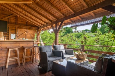 Photo de Bungalow en location saisonnière à Sainte-Anne en Guadeloupe 