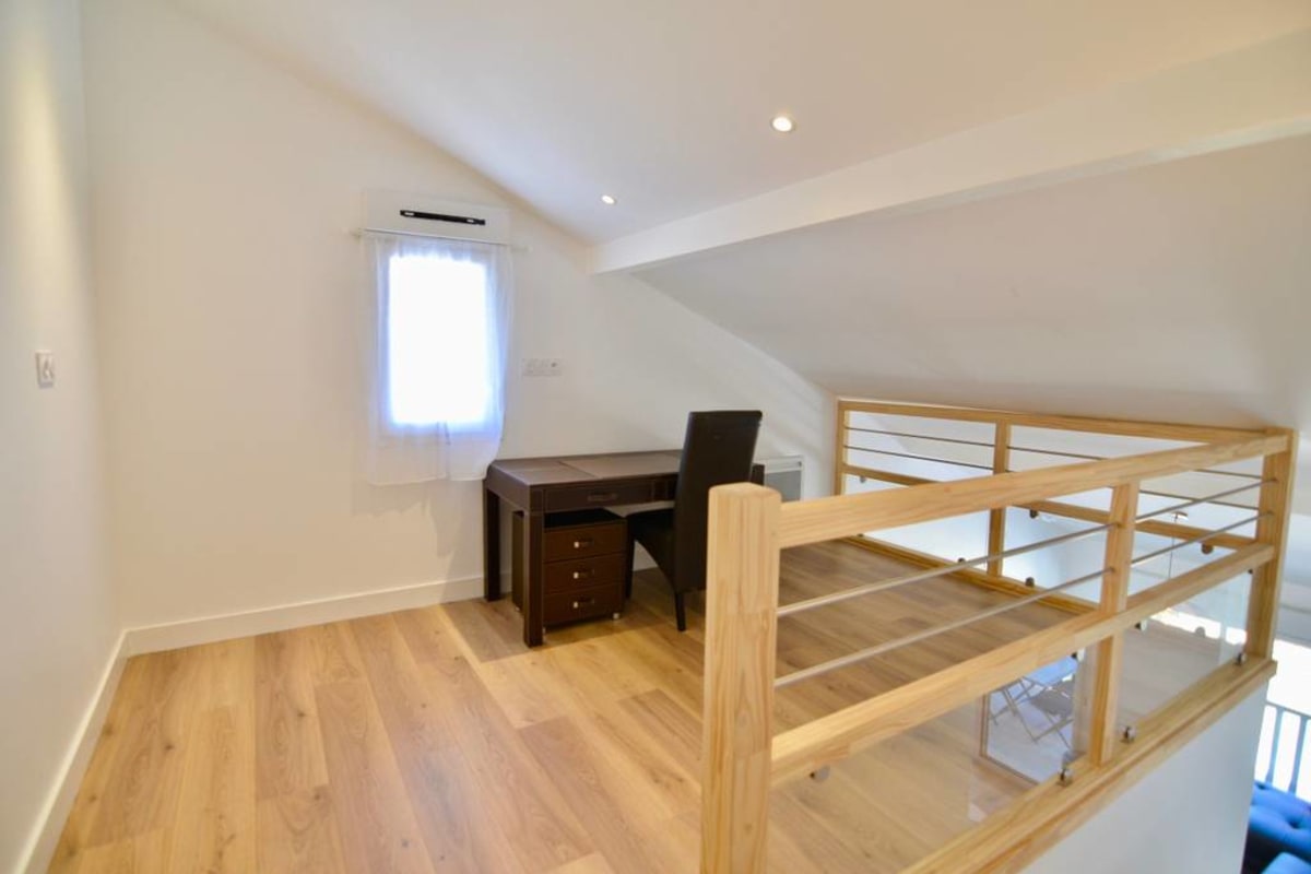  Coco Elaura : Duplex moderne avec 2 chambres et un balcon à Biarritz 