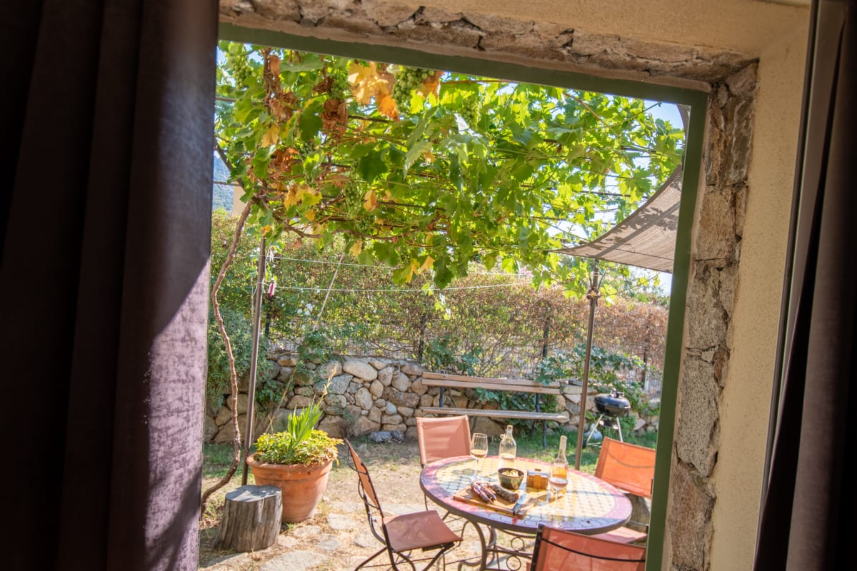 Maison Villa Annastasia, location vacances au Calme en Corse à Zilia 20 min Calvi 