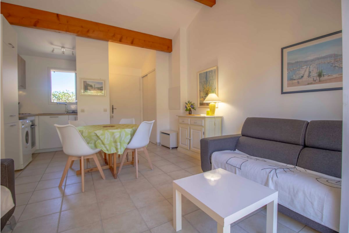 Maison Maisonnette Avec Jardin  - Résidence Avec Piscine 