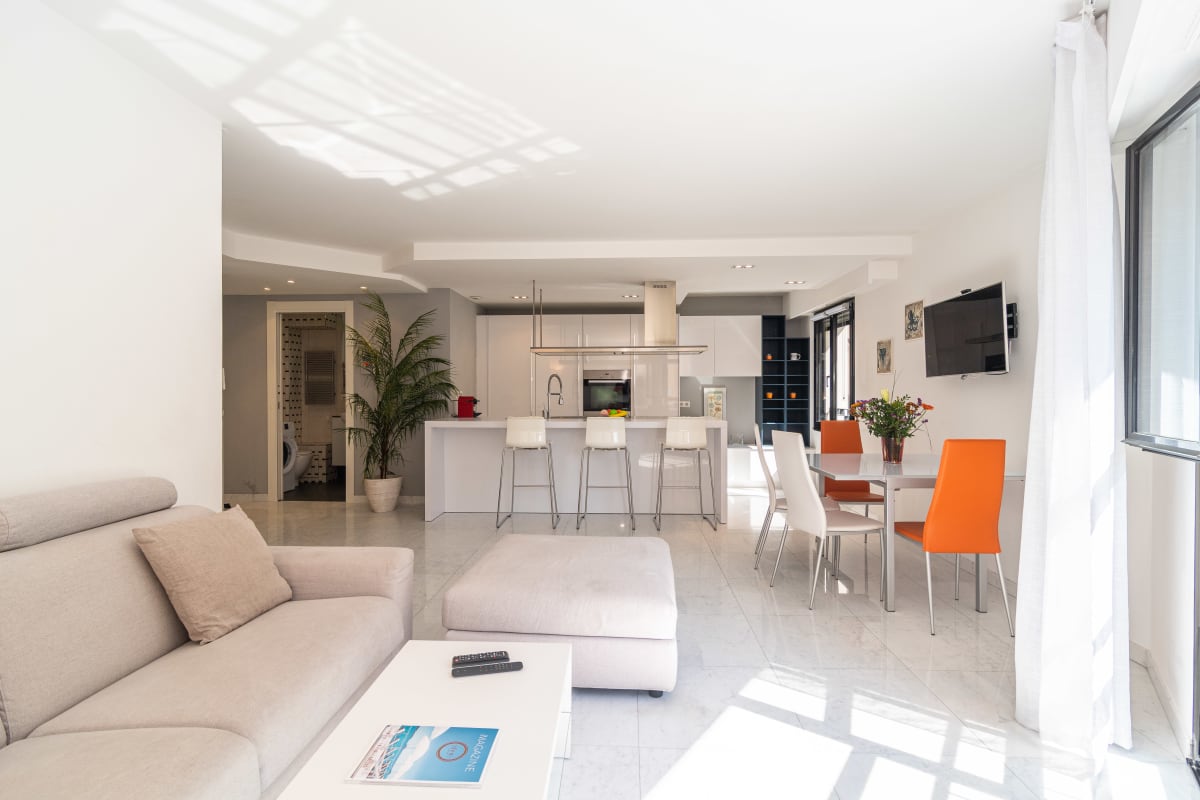 Appartement Rue d'Antibes Premium 2 chambres 2 bains Exclusif Olam Properties Cannes  