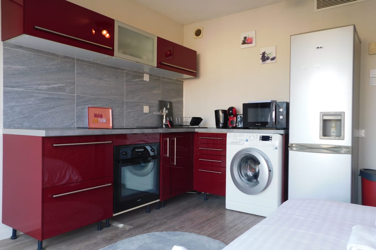 Appartement Cosy T1Cannes Beach climatisé avec piscine 