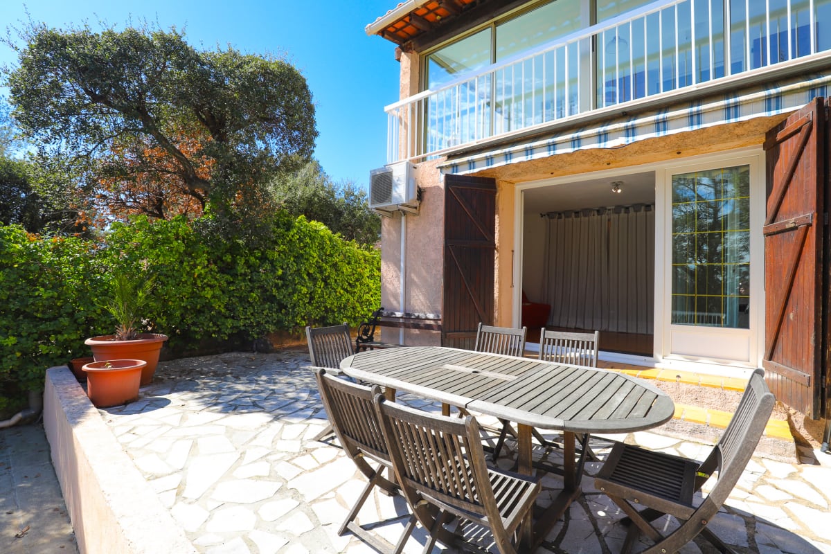  immobilier  Villa 7 pers à 10 min des Plages - Centre de Fréjus