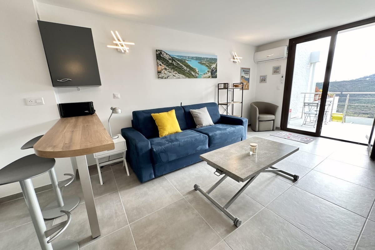  Appartement Sublime studio avec grande terrasse et piscine