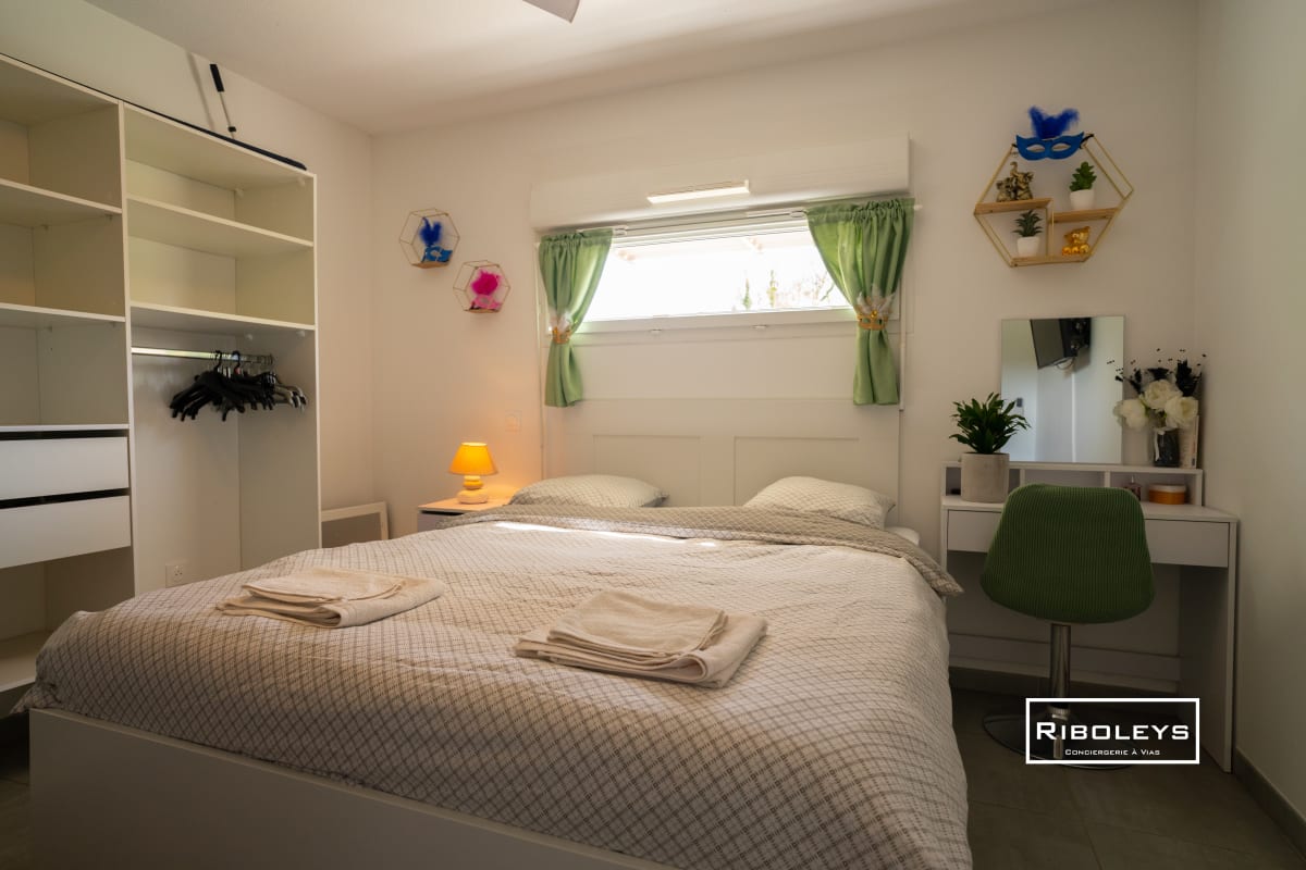 Immobilier Riboleys - T2 avec clim, wifiI et piscine  