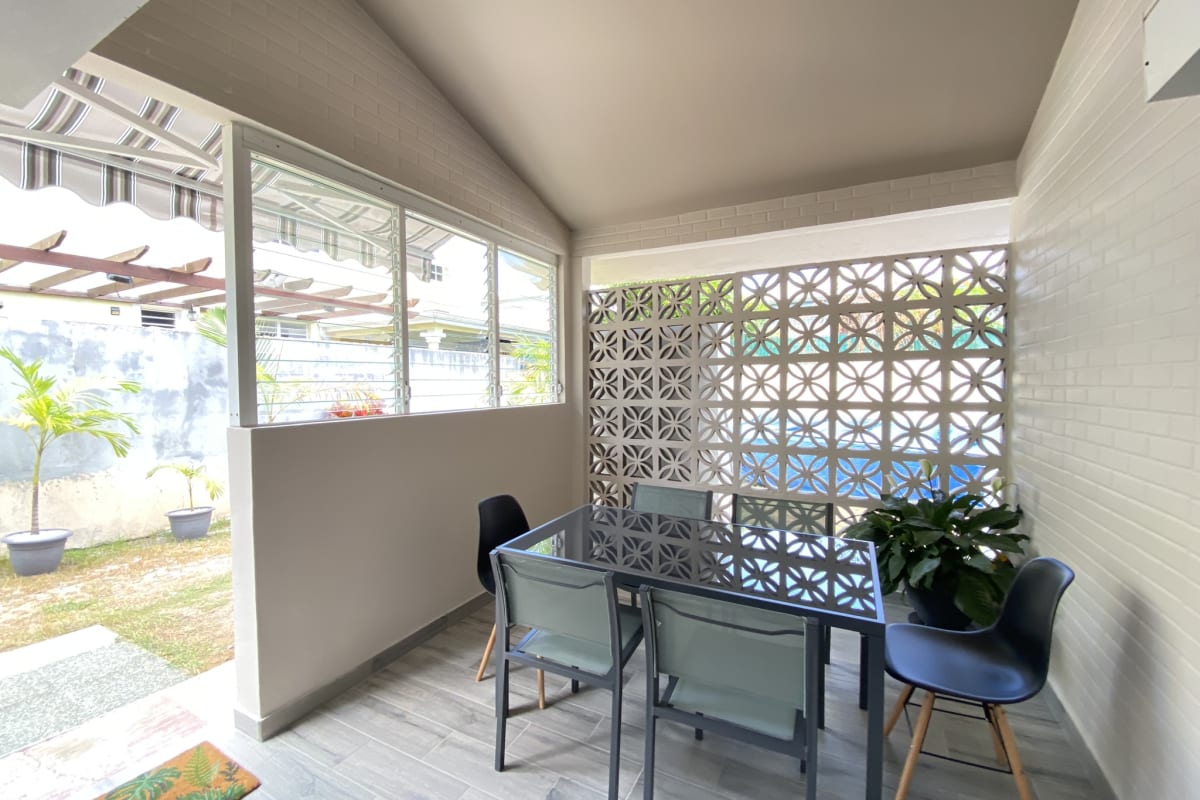 Immobilier 972M : Belle villa climatisée avec jardin  