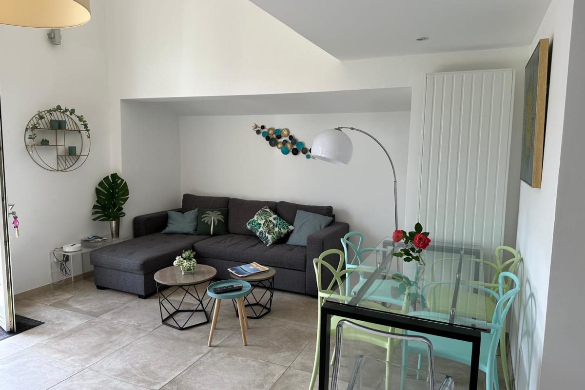 Jolie maison portuaire avec jardin