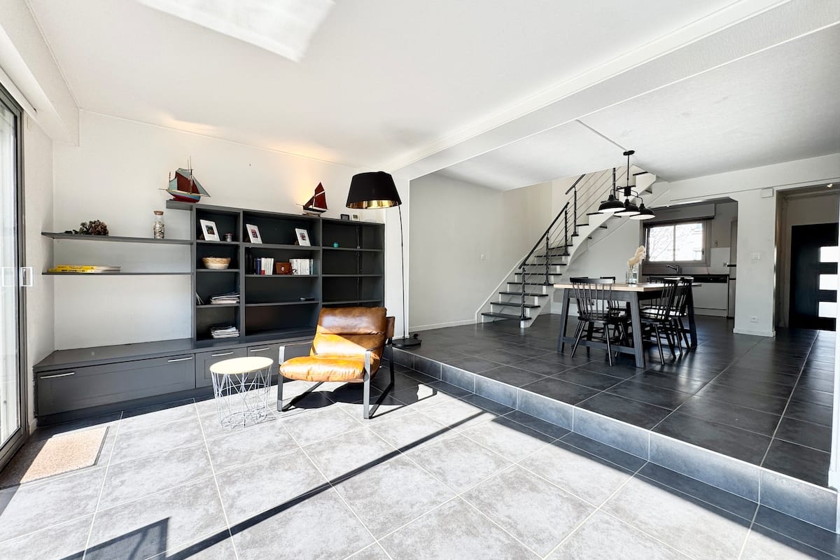 Maison cosy rénovée - Jardin - 50m des plages 
