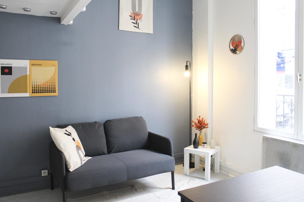 Beau studio mezzanine dans le centre-ville