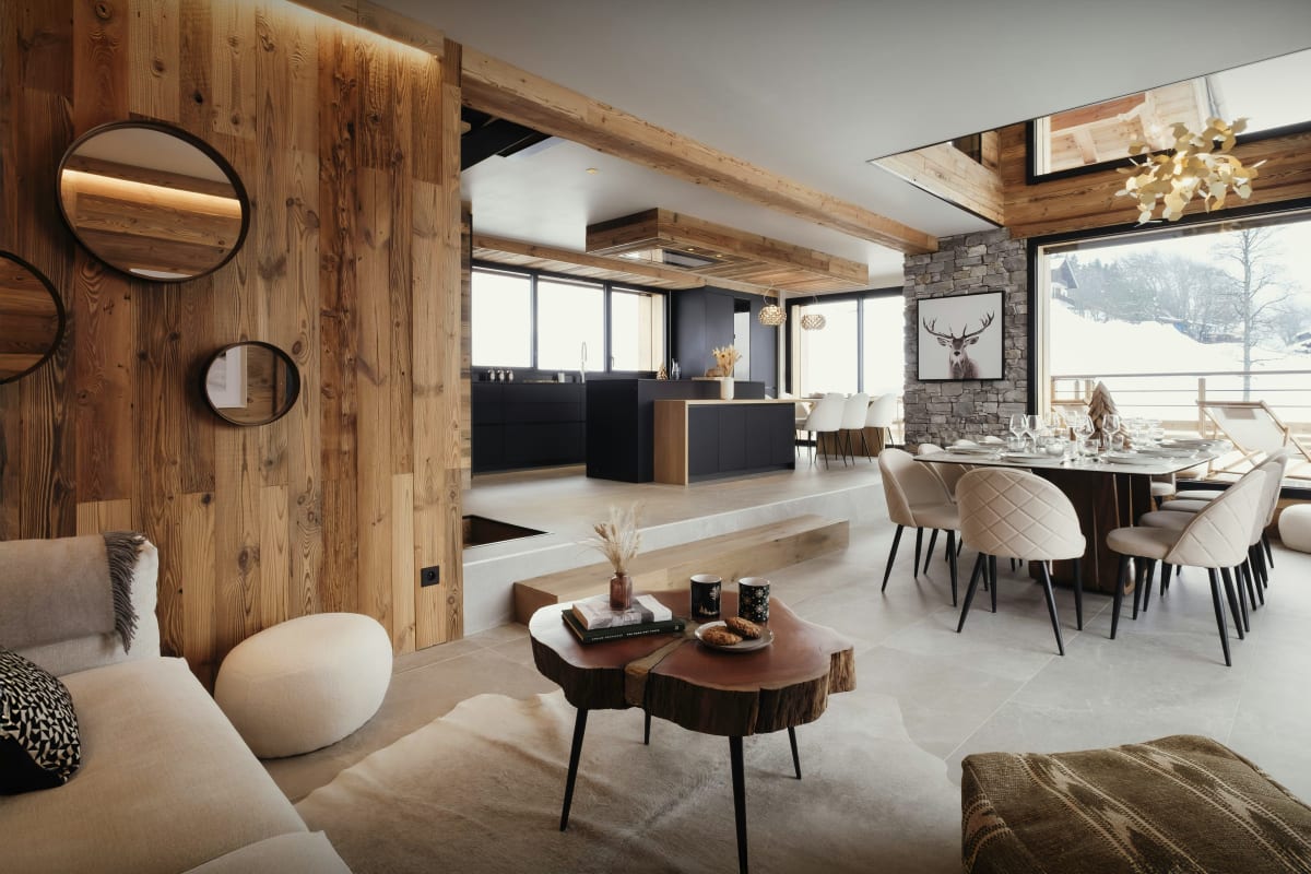 Luxueux chalet pour 11 avec piscine intérieure chauffée - OVO Network