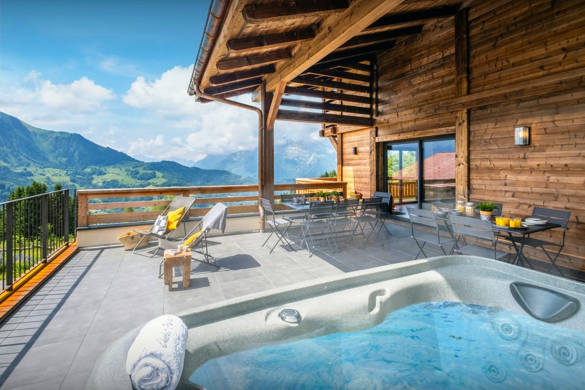 5-étoiles avec jacuzzi, sauna et vue splendide - OVO Network