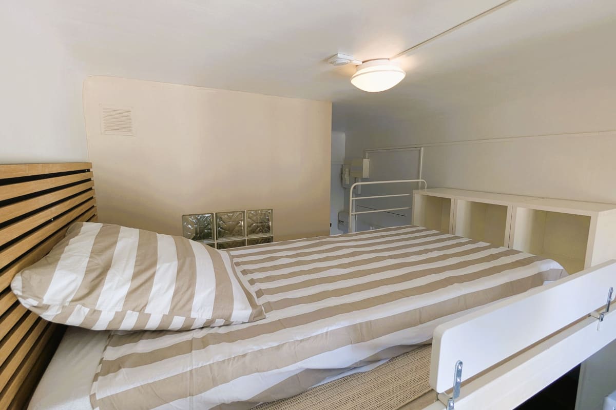  Studio lumineux - 300 mètres du Port de Toulon 