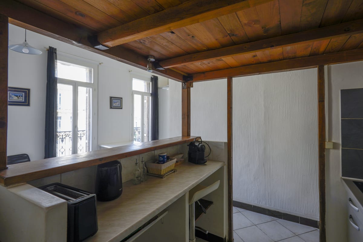  immobilier  Beau studio - vue sur Notre-Dame de la Garde