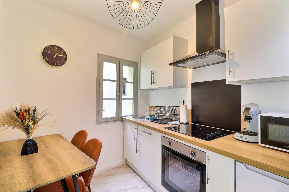  immobilier  Nuit Étoilée, Cocon dans le coeur historique, Clim