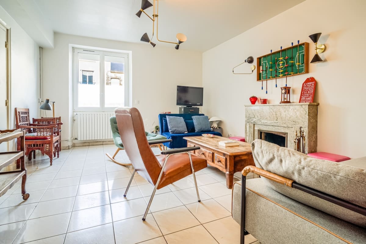 Maison   Maison spacieuse cœur de ville avec spa & cheminée