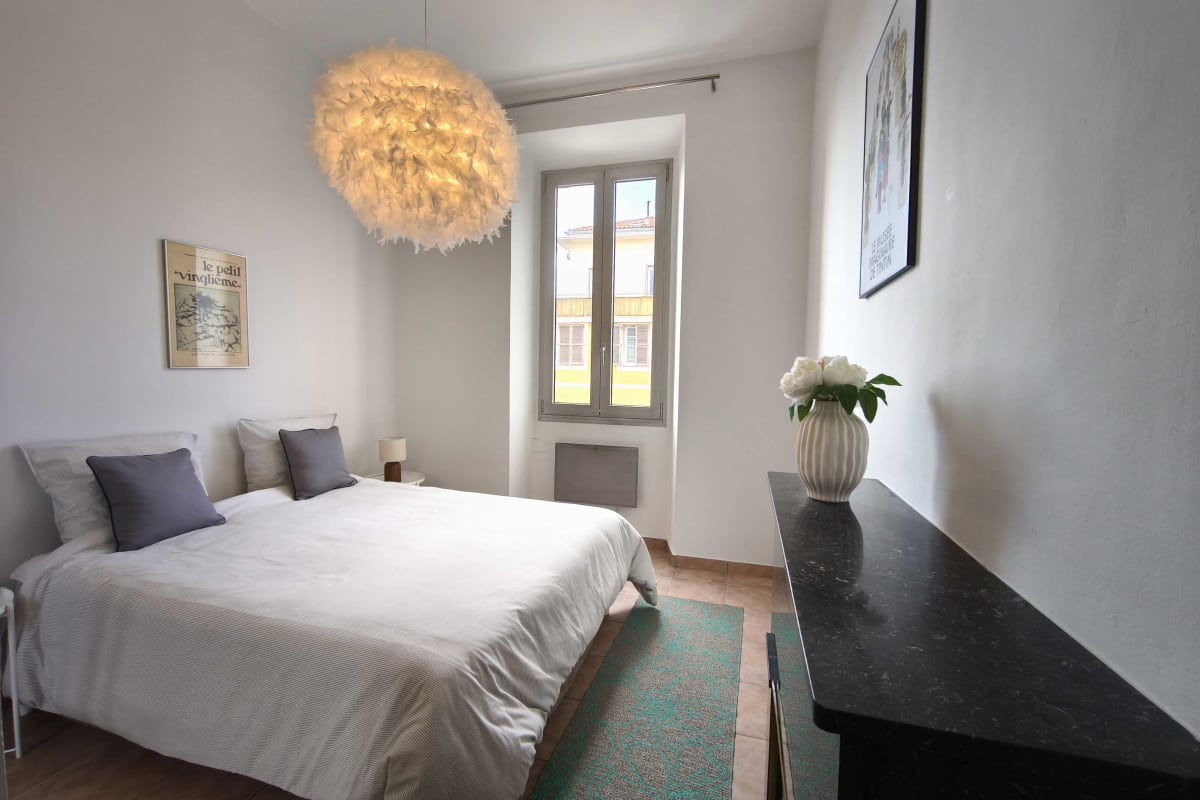  immobilier  T3 lumineux au cœur d’Ajaccio avec vue port
