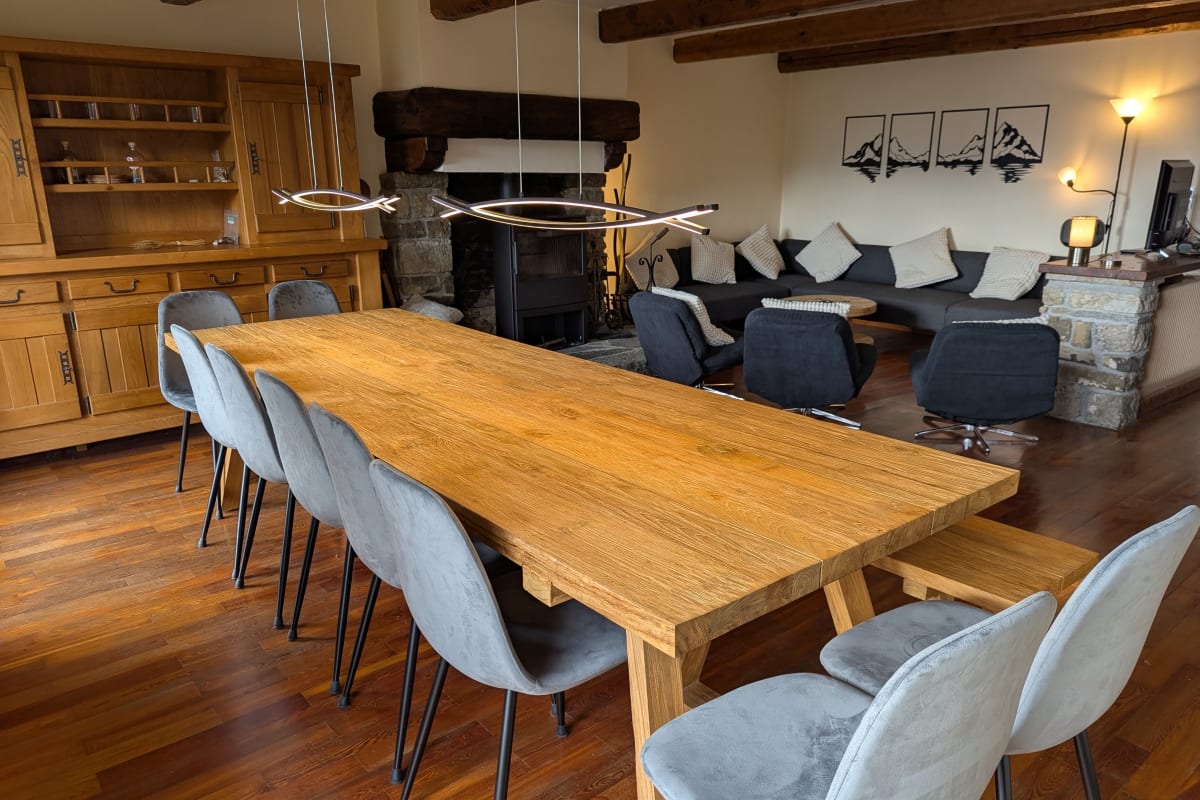  immobilier  Grande maison familiale proche lac et stations