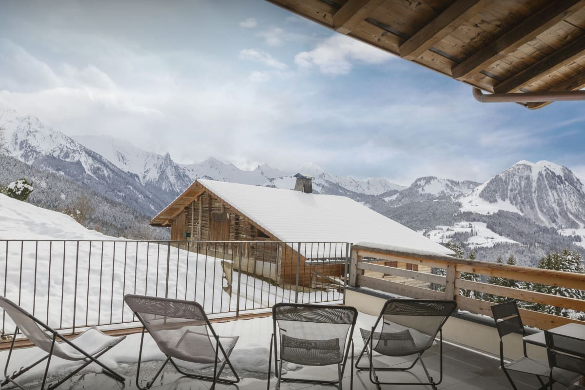 Immobilier 5-étoiles avec jacuzzi, sauna et vue splendide - OVO Network  
