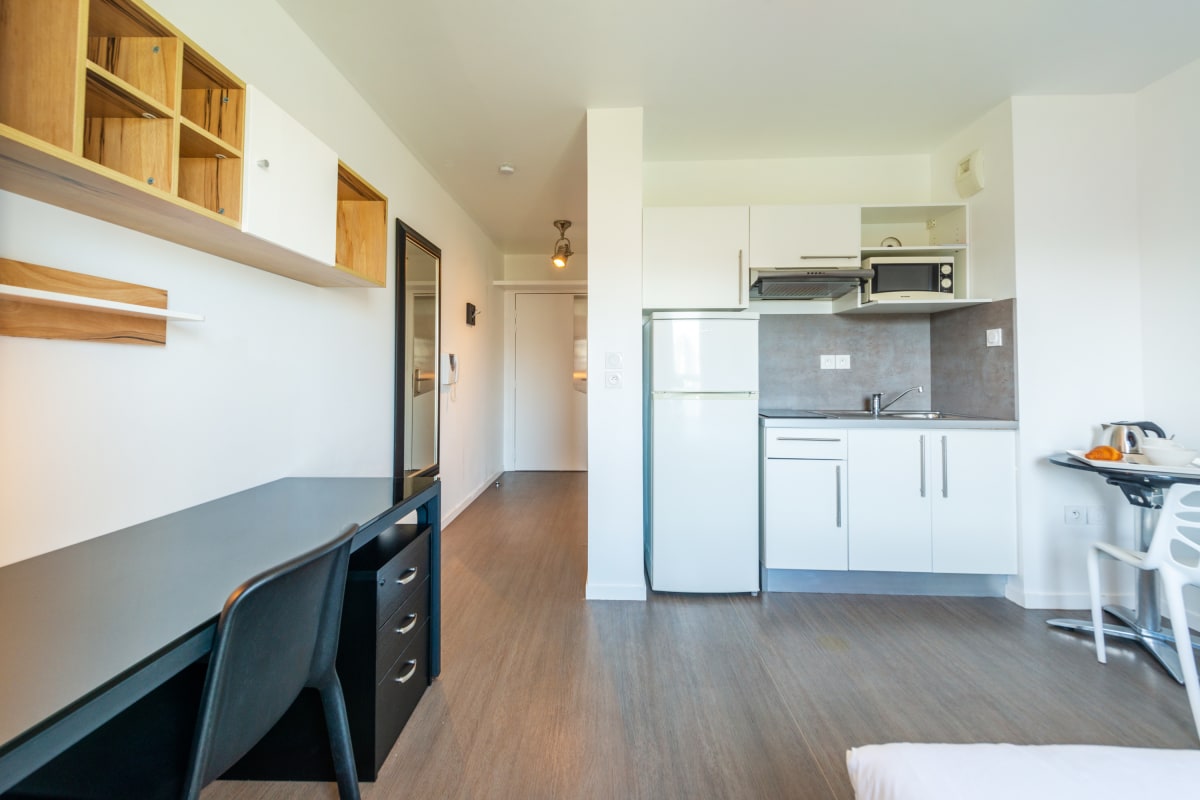  Appartement 402 - L'Herblinois - Wifi - Proche tram 