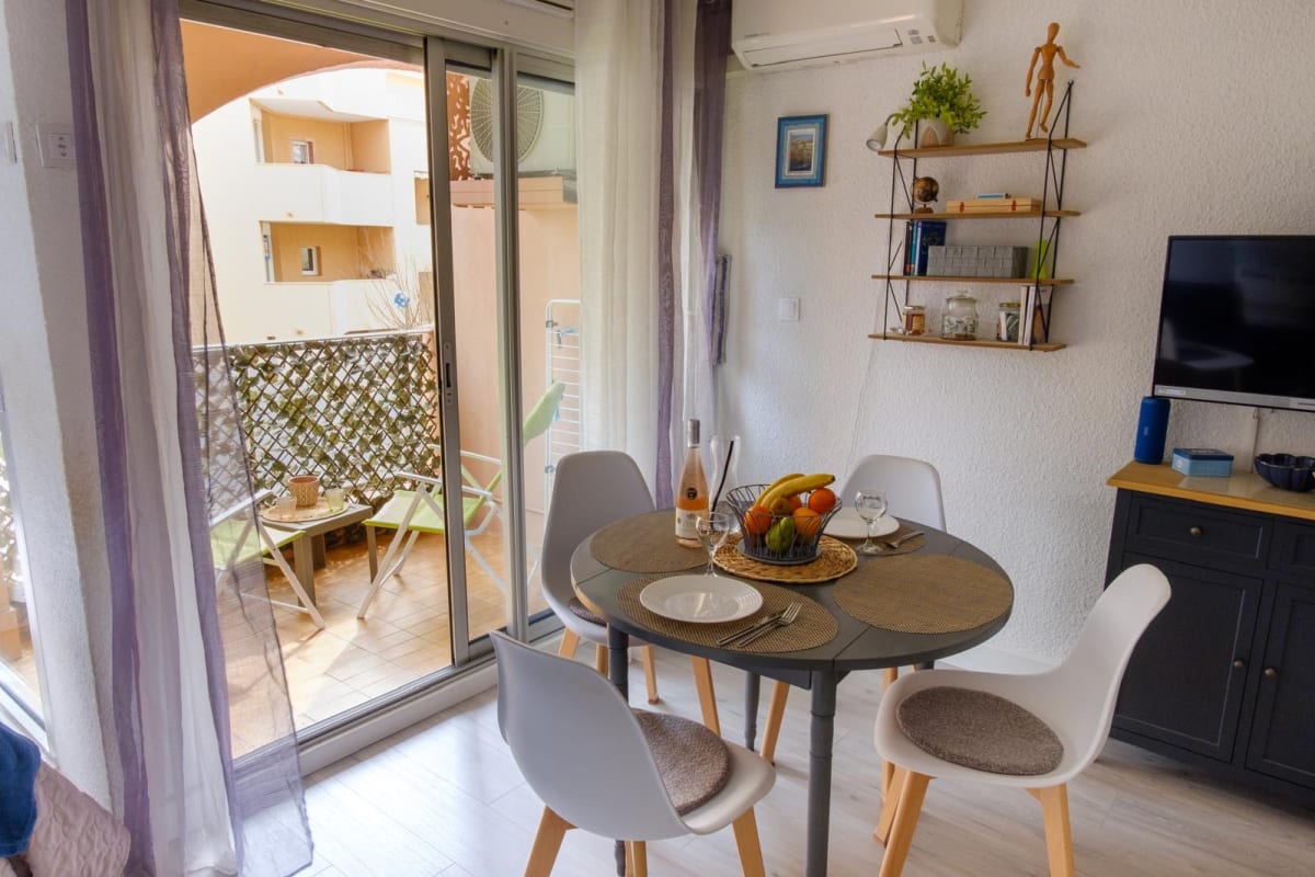 Immobilier Bel appartement avec parking, proche centre-ville.  