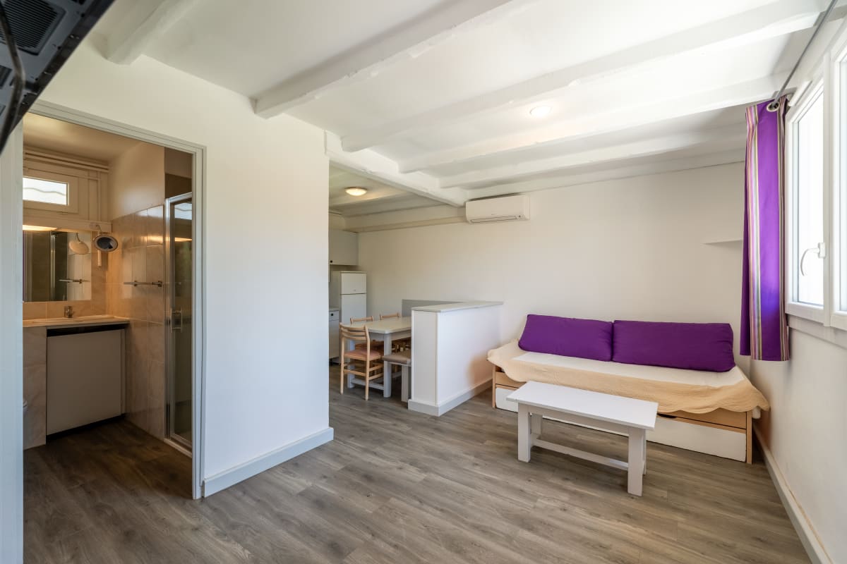  immobilier  Gîte avec piscine en Provence