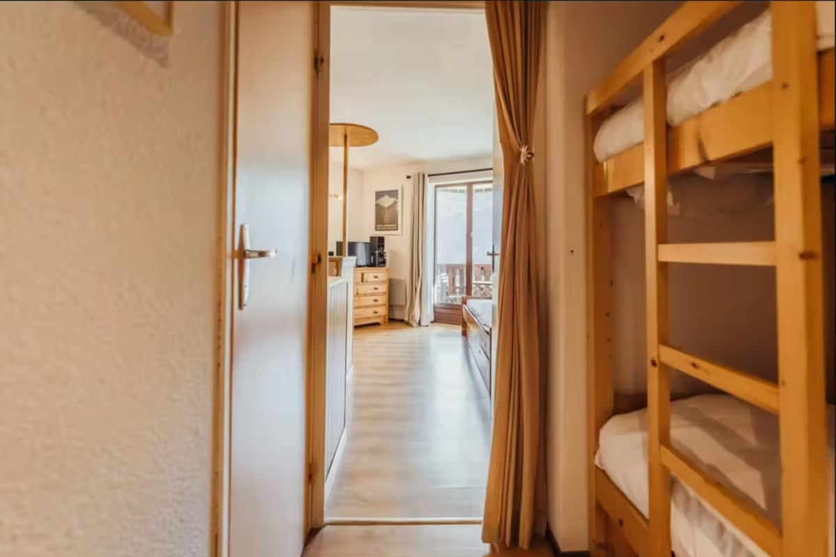 Immobilier Studio cosy avec balcon vue Mont-Blanc  