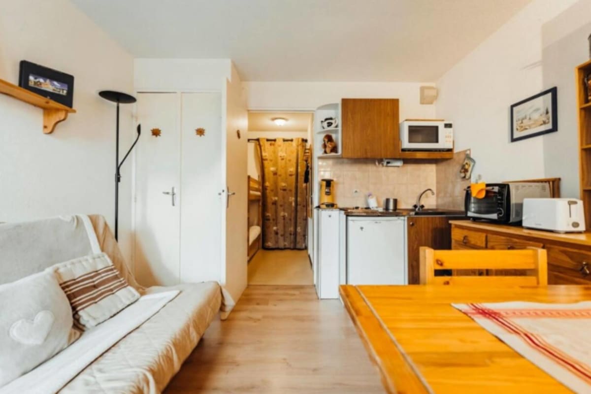  Appartement Studio avec balcon et parking privé