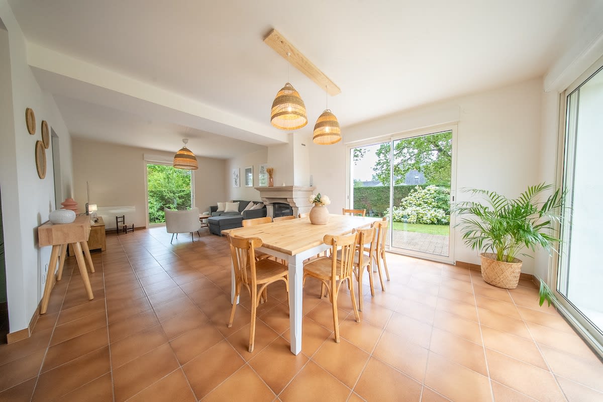 Maison   Villa moderne en impasse, le bonheur en famille