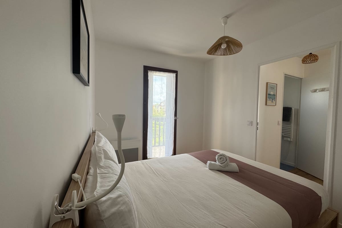  immobilier  Appartement rénové avec vue et parking à Cabourg