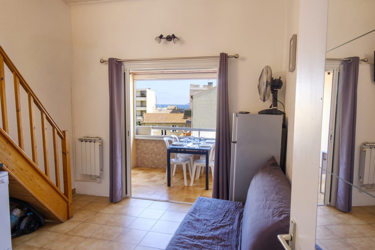 Appartement vue mer à 50 m de la plage