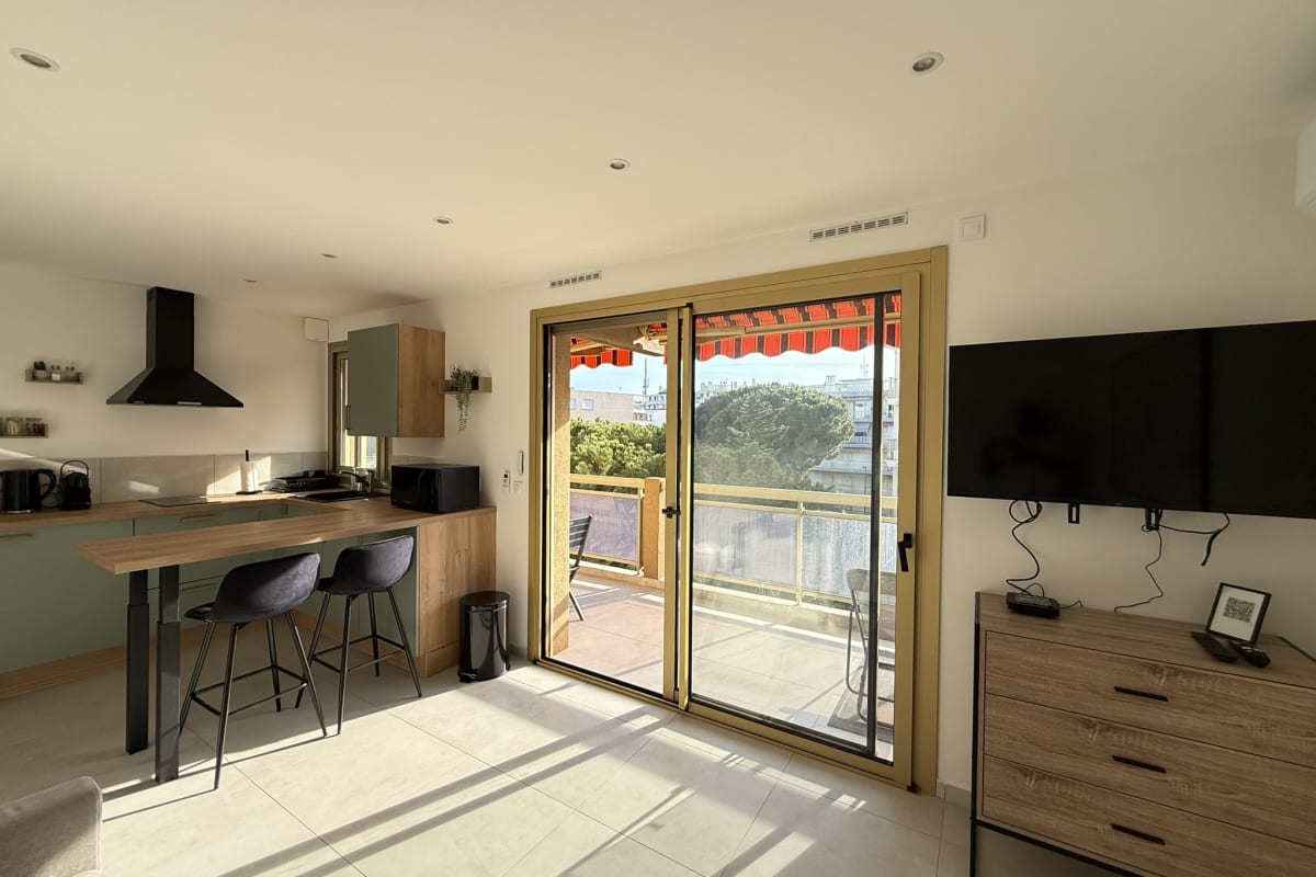 Appartement Studio moderne et lumineux à 2 pas des plages 