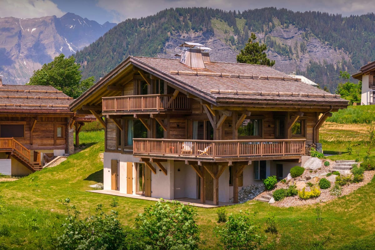  Chalet Chalet pour 8 avec sauna et vue spectaculaire - OVO Network  