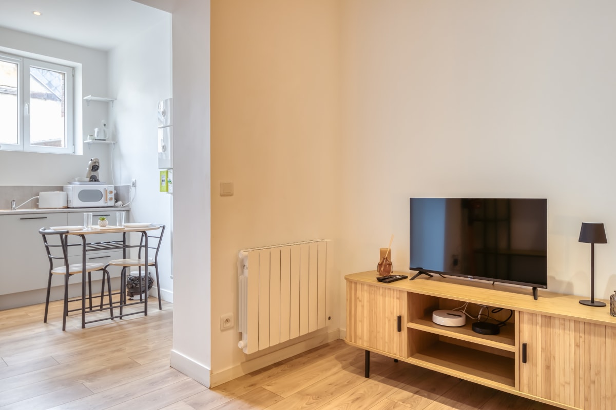  Appartement Bienvenue chez Brousse, studio rénové proche quais et préfecture