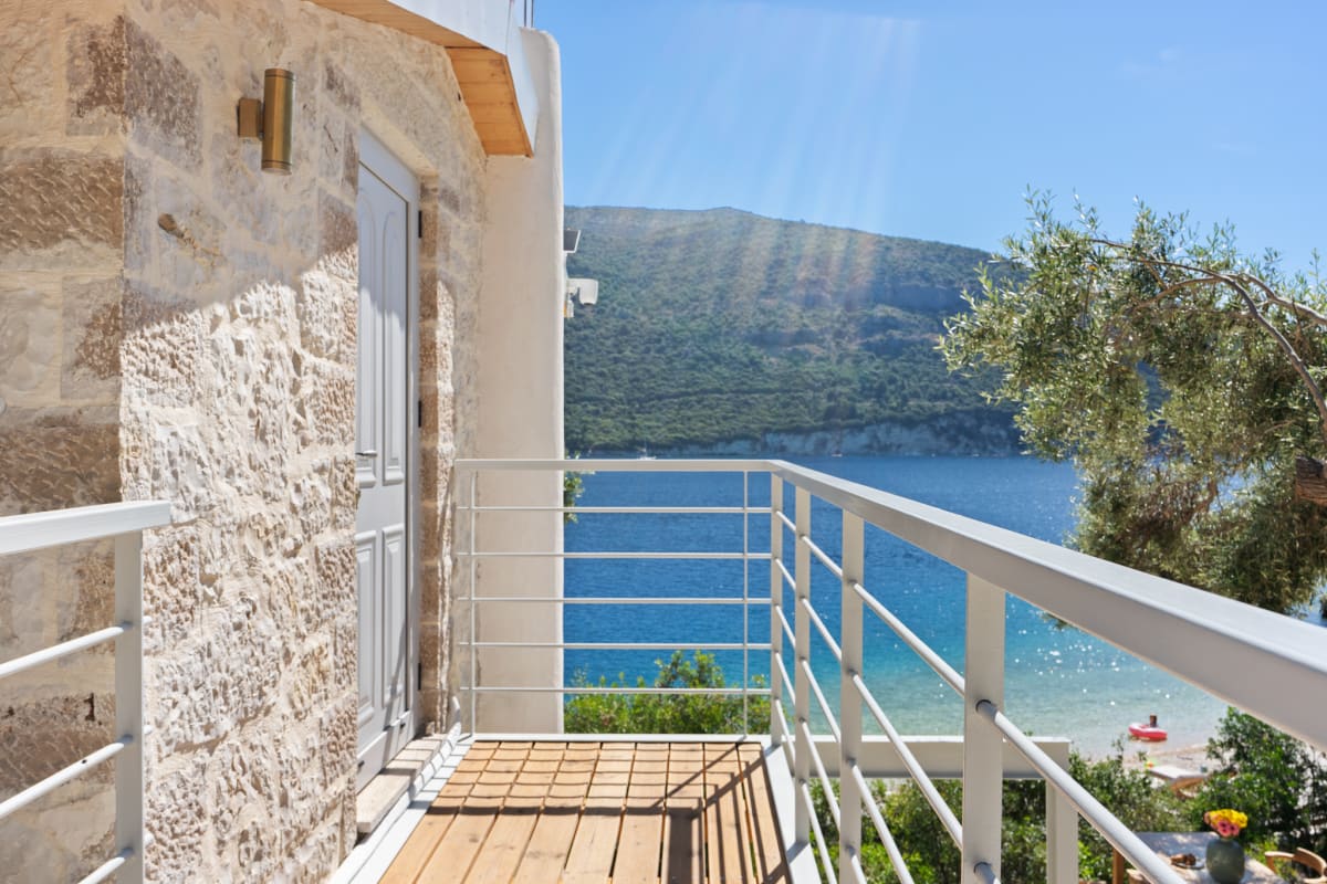 Immobilier Sea Whisper · Villa accessible uniquement par bateau  